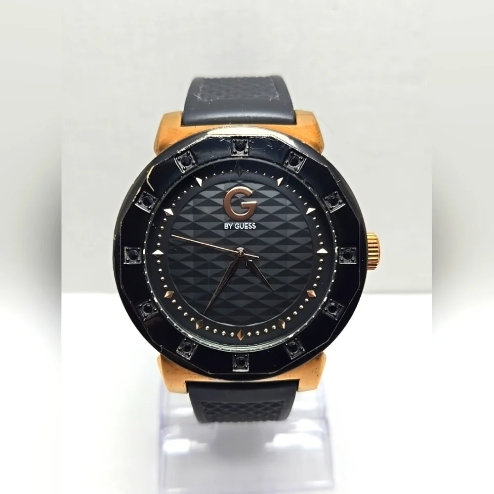 Mens G by GUESS  Black Rose Gold Watch G10438G1 New Battery